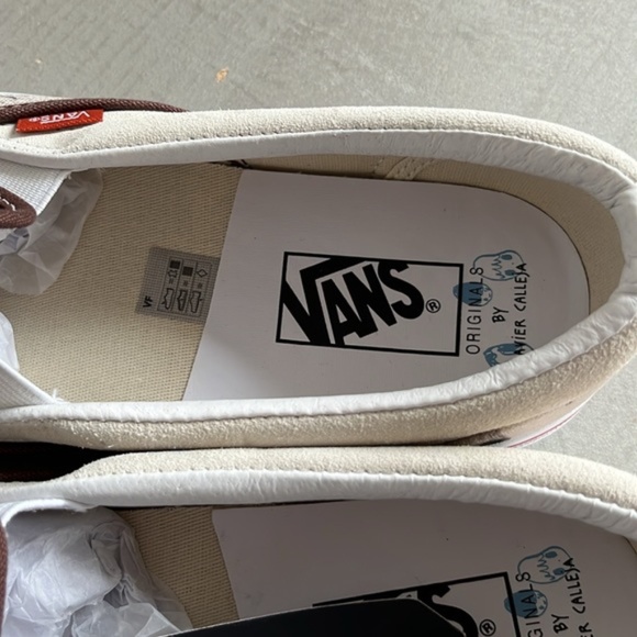 Vans x Javier Calleja OG Classic Slip-On Potting Soil Turtledove Sneakers - Picture 10 of 11